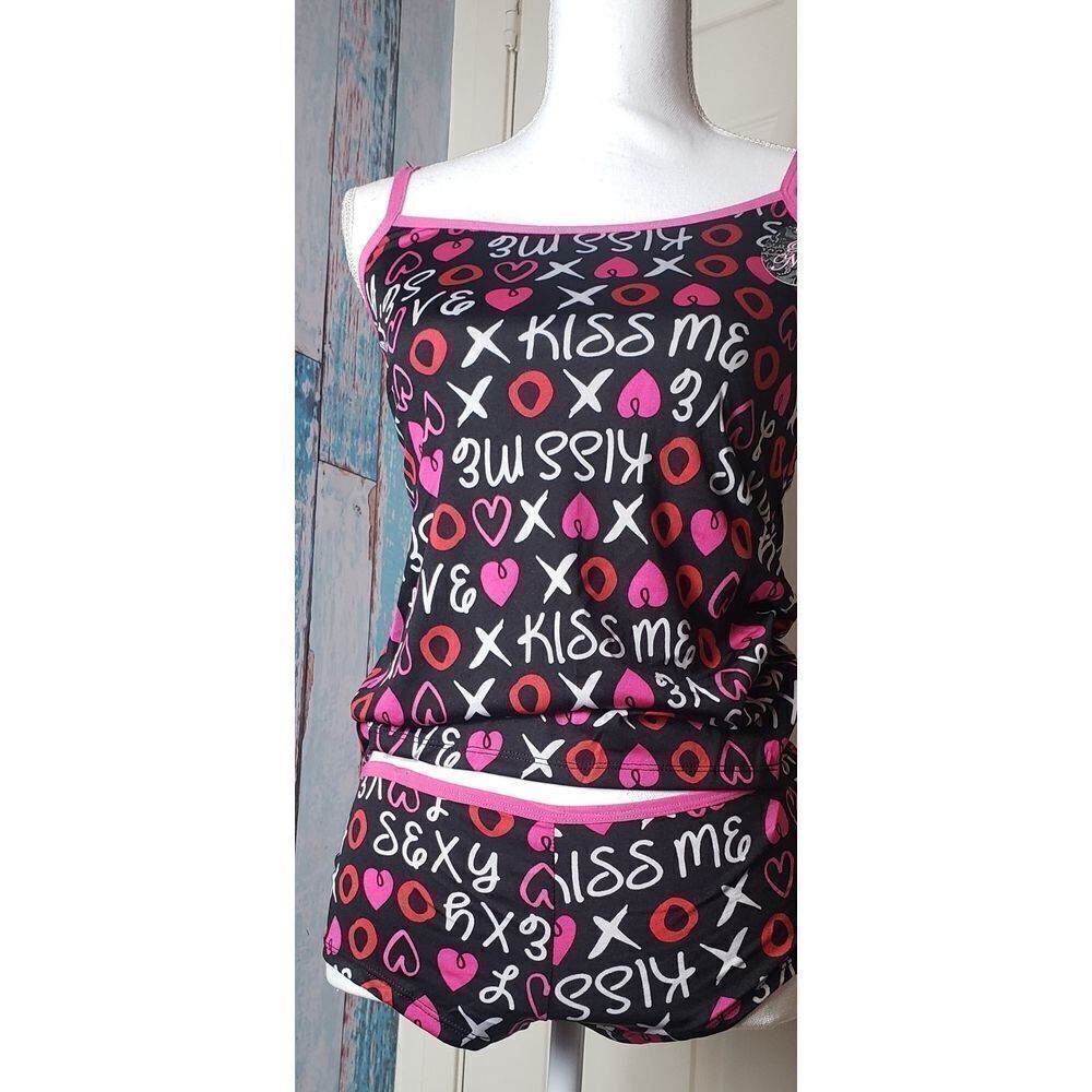 Kiss me sleepwear 